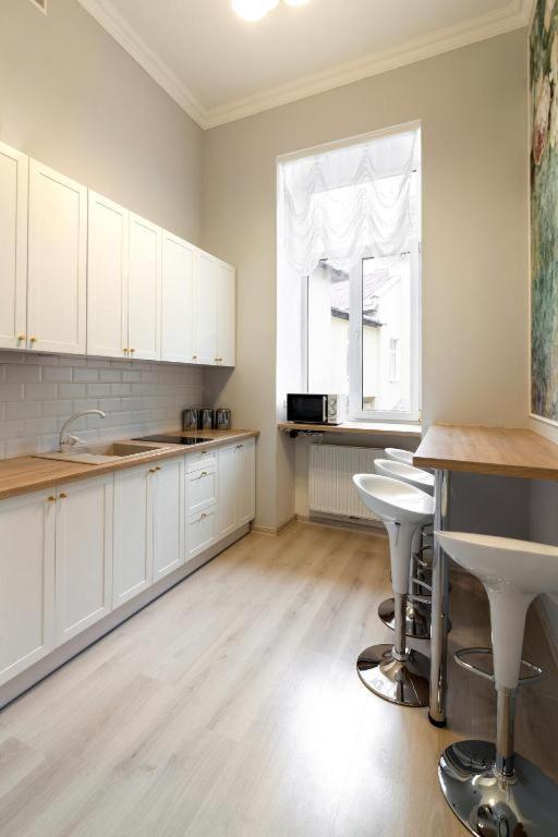 Leogrand Apartments On Lychakivska 3 إلفيف المظهر الخارجي الصورة