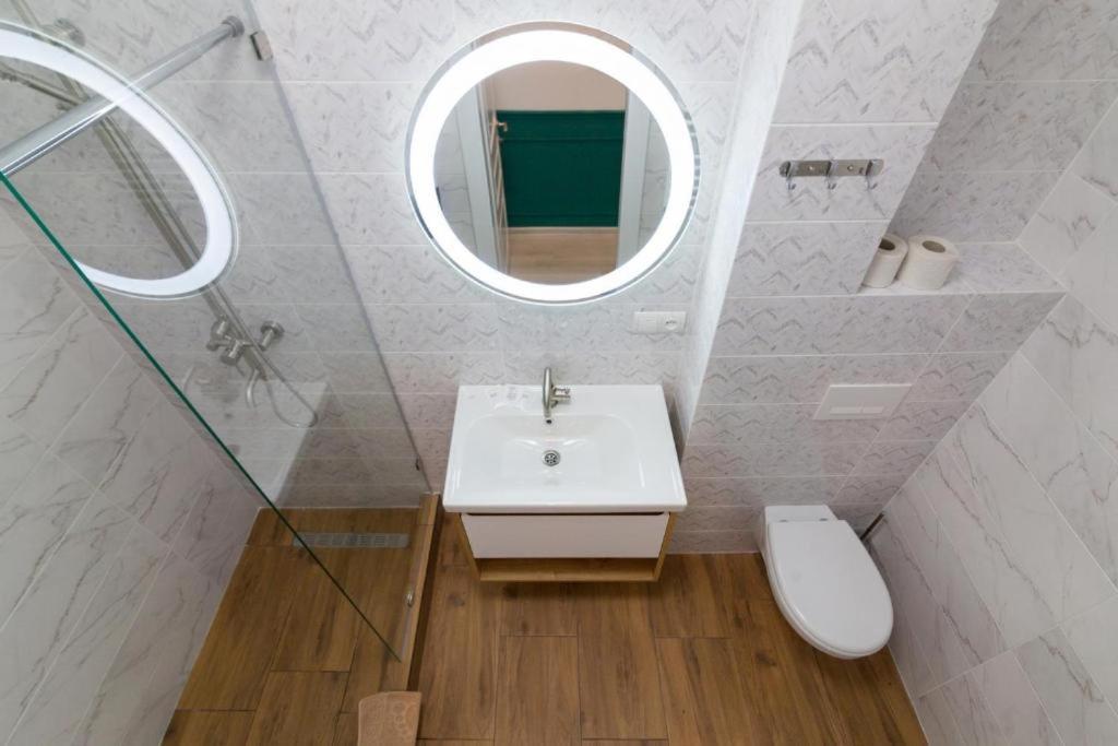 Leogrand Apartments On Lychakivska 3 إلفيف المظهر الخارجي الصورة